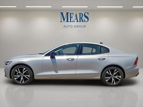 2025 Volvo S60 B5 Core