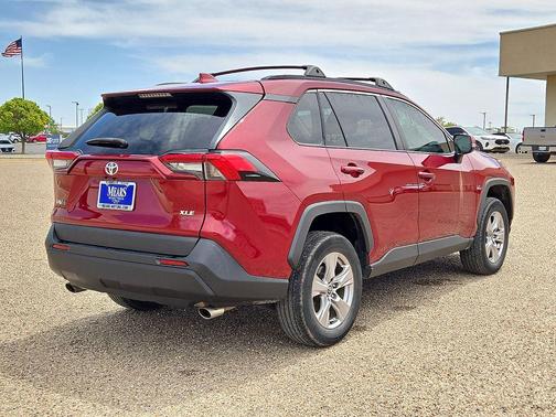 Ruby Flare Pearl 2022 Toyota RAV4 XLE