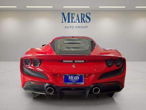 2020 Ferrari F8 Tributo Base