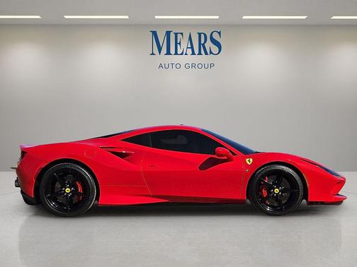 2020 Ferrari F8 Tributo Base