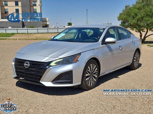 Brilliant Silver Metallic 2023 Nissan Altima 2.5 SV