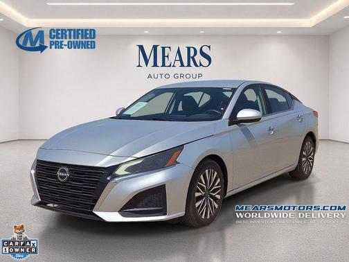 Brilliant Silver Metallic 2023 Nissan Altima 2.5 SV