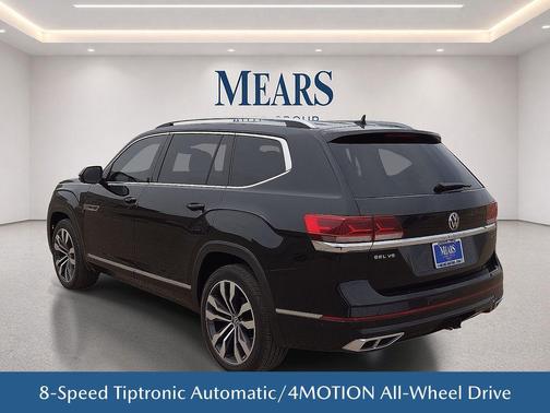 Deep Black Pearl 2022 Volkswagen Atlas 3.6L SEL Premium