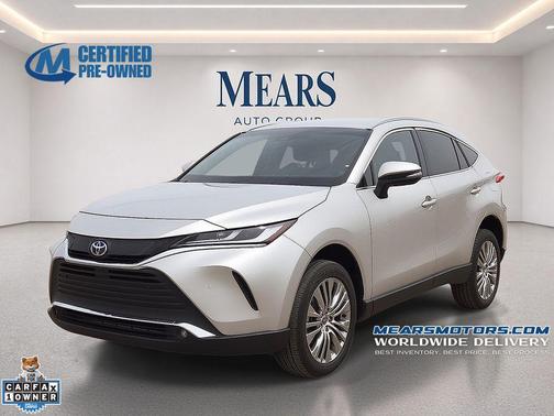 Titanium Glow 2023 Toyota Venza XLE
