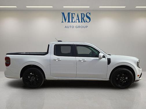 OXFORD WHITE 2025 Ford Maverick Lobo Standard