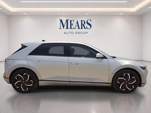Gravity Gold (Matte Gold) 2024 Hyundai IONIQ 5 Limited
