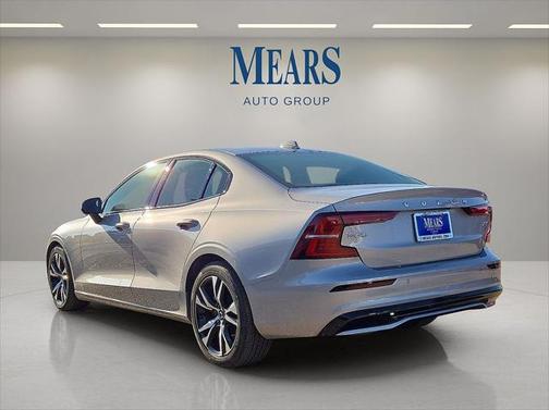 2025 Volvo S60 B5 Core