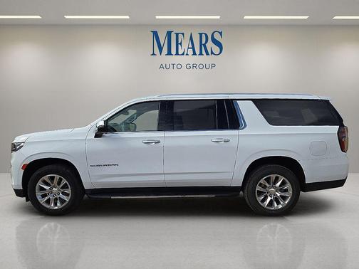 2023 Chevrolet Suburban Premier