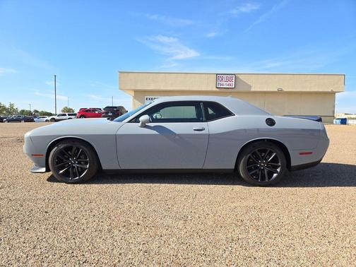 Smoke Show 2022 Dodge Challenger R/T