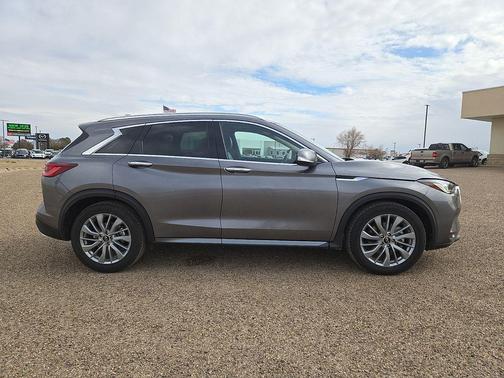 2024 INFINITI QX50 LUXE AWD
