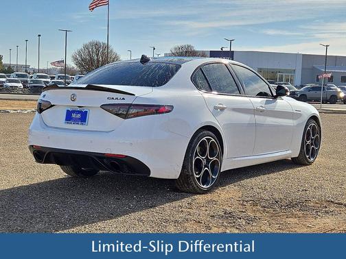 2024 Alfa Romeo Giulia Veloce AWD