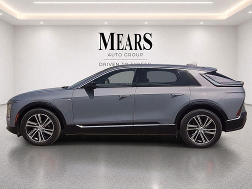 Celestial Metallic 2024 Cadillac LYRIQ Luxury