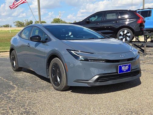2024 Toyota Prius LE