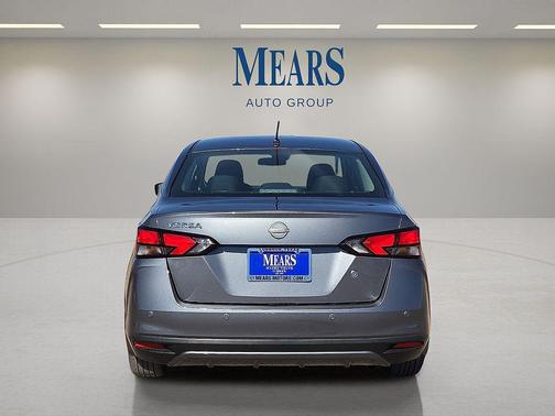 2024 Nissan Versa 1.6 S