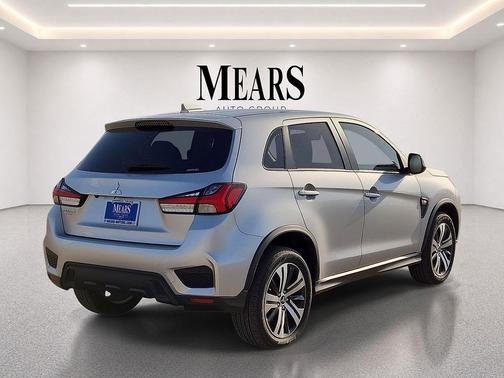 Alloy Silver Metallic 2026 Mitsubishi Outlander Sport 2.0 ES