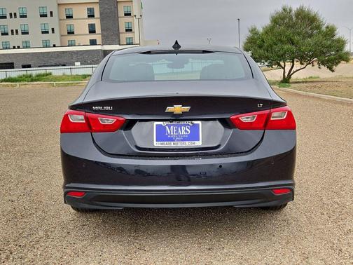 Dark Ash Metallic 2023 Chevrolet Malibu FWD 1LT