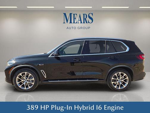 Black 2023 BMW X5 PHEV xDrive45e