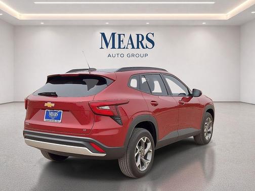Crimson Metallic 2025 Chevrolet Trax LT