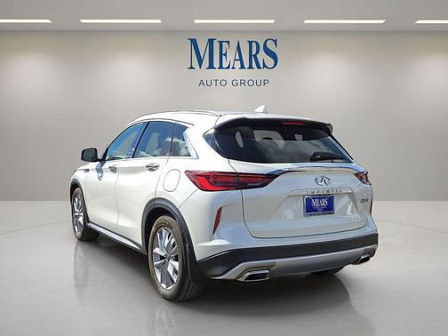 2022 INFINITI QX50 LUXE