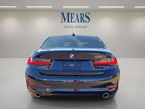 2022 BMW 330 330i
