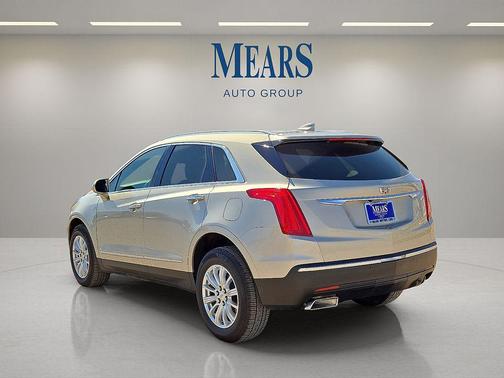 2017 Cadillac XT5 Base