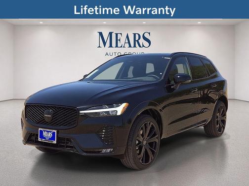 Onyx Black Metallic 2026 Volvo XC60 B5 Ultra Black Edition