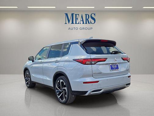 2023 Mitsubishi Outlander PHEV SE S-AWC