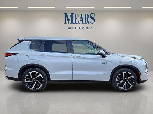 2023 Mitsubishi Outlander PHEV SE S-AWC