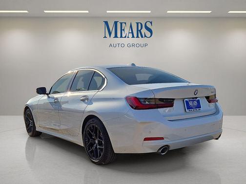 2025 BMW 330 i