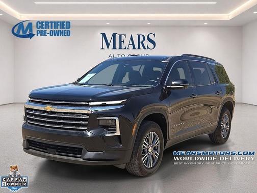 Mosaic Black Metallic 2025 Chevrolet Traverse LT