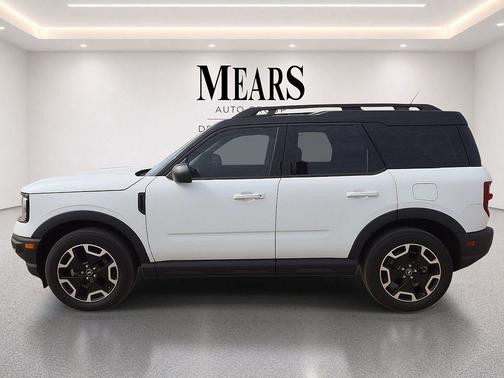 Oxford White 2023 Ford Bronco Sport Outer Banks