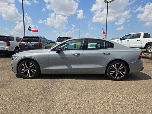 2025 Volvo S60 B5 Core