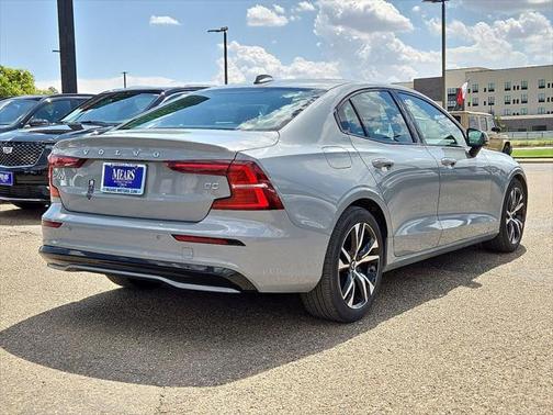 2025 Volvo S60 B5 Core