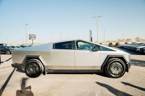 2024 Tesla Cybertruck All-Wheel Drive
