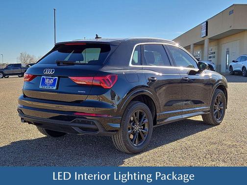 2022 Audi Q3 45 S line Premium
