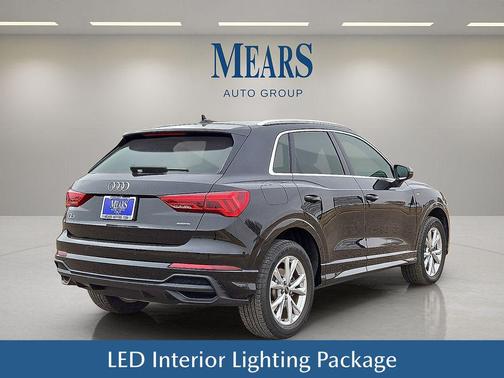 2022 Audi Q3 45 S line Premium