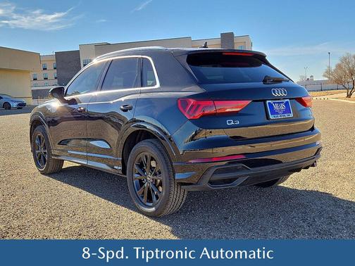 2022 Audi Q3 45 S line Premium