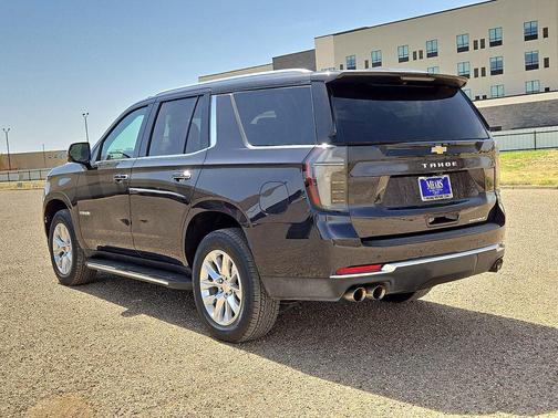Dark Ash Metallic 2025 Chevrolet Tahoe Premier