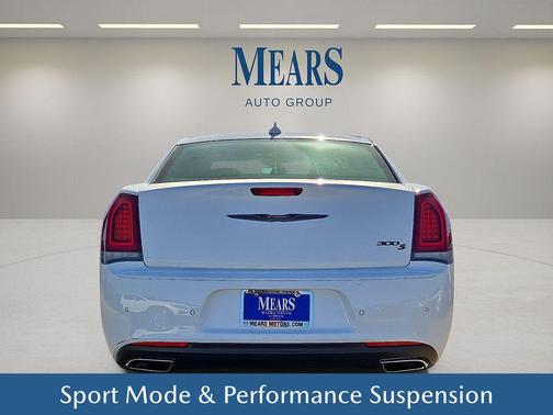 2023 Chrysler 300 S