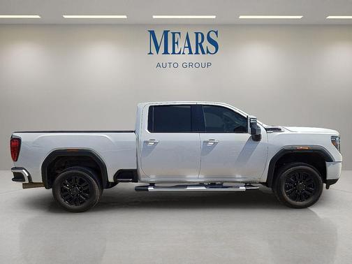 2022 GMC Sierra 2500 Denali