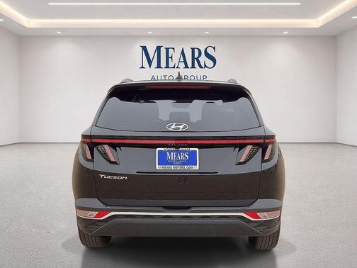 Black Pearl 2024 Hyundai TUCSON SEL