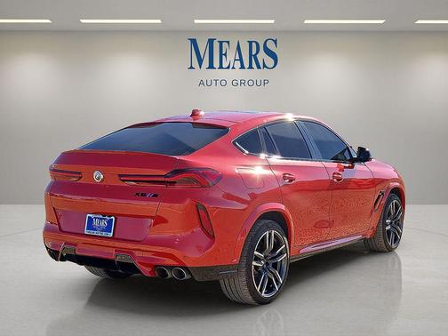 2023 BMW X6 M 