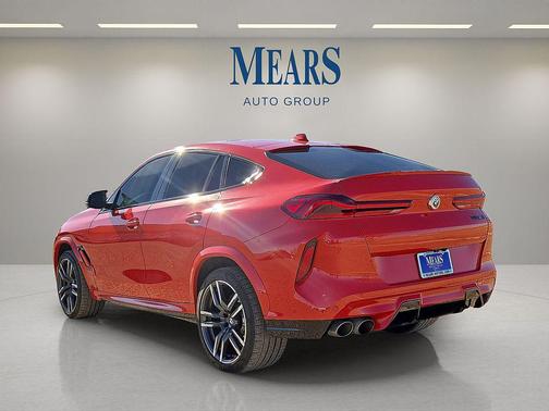 2023 BMW X6 M 
