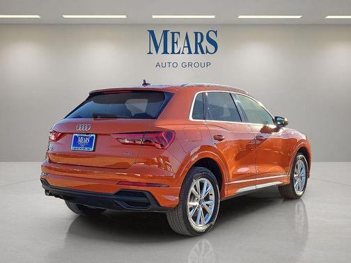 2023 Audi Q3 Premium 45 TFSI S line quattro Tiptronic