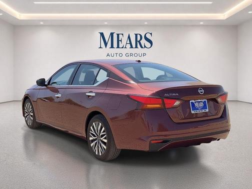 Garnet Pearl Metallic 2024 Nissan Altima 2.5 SV