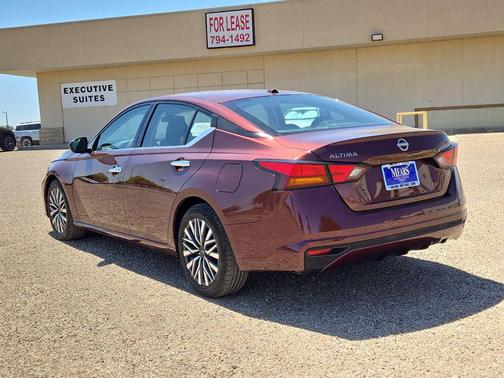 Garnet Pearl Metallic 2024 Nissan Altima 2.5 SV