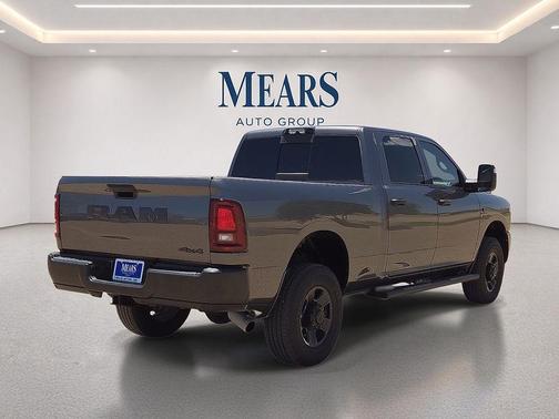 Granite Crystal Metallic Clearcoat 2025 RAM 2500 Tradesman Crew Cab 4x4 6'4' Box