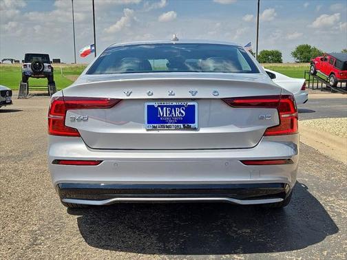 2025 Volvo S60 B5 Core