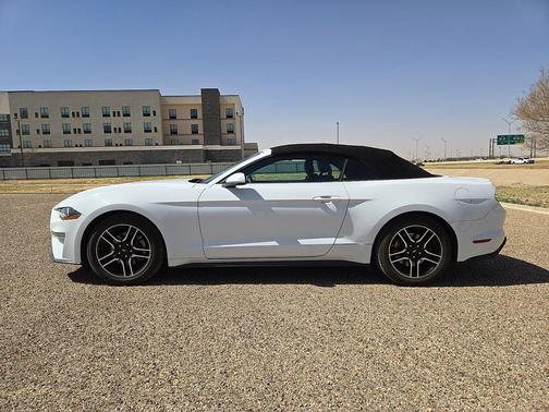 2023 Ford Mustang EcoBoost Premium