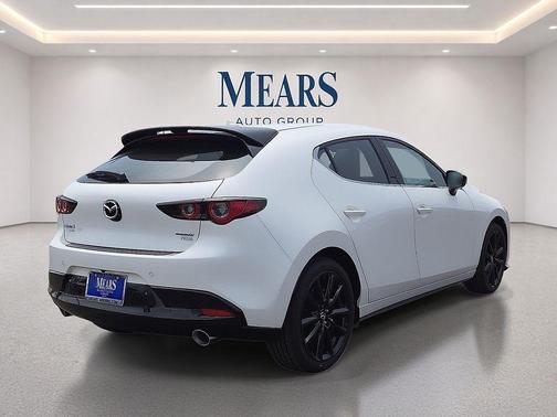 Snowflake White Pearl Mica 2026 Mazda Mazda3 2.5 Turbo AWD